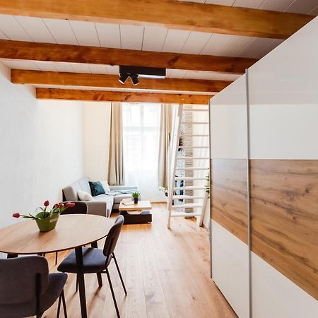 Dream Duplex On Riverside 프라하 외부 사진