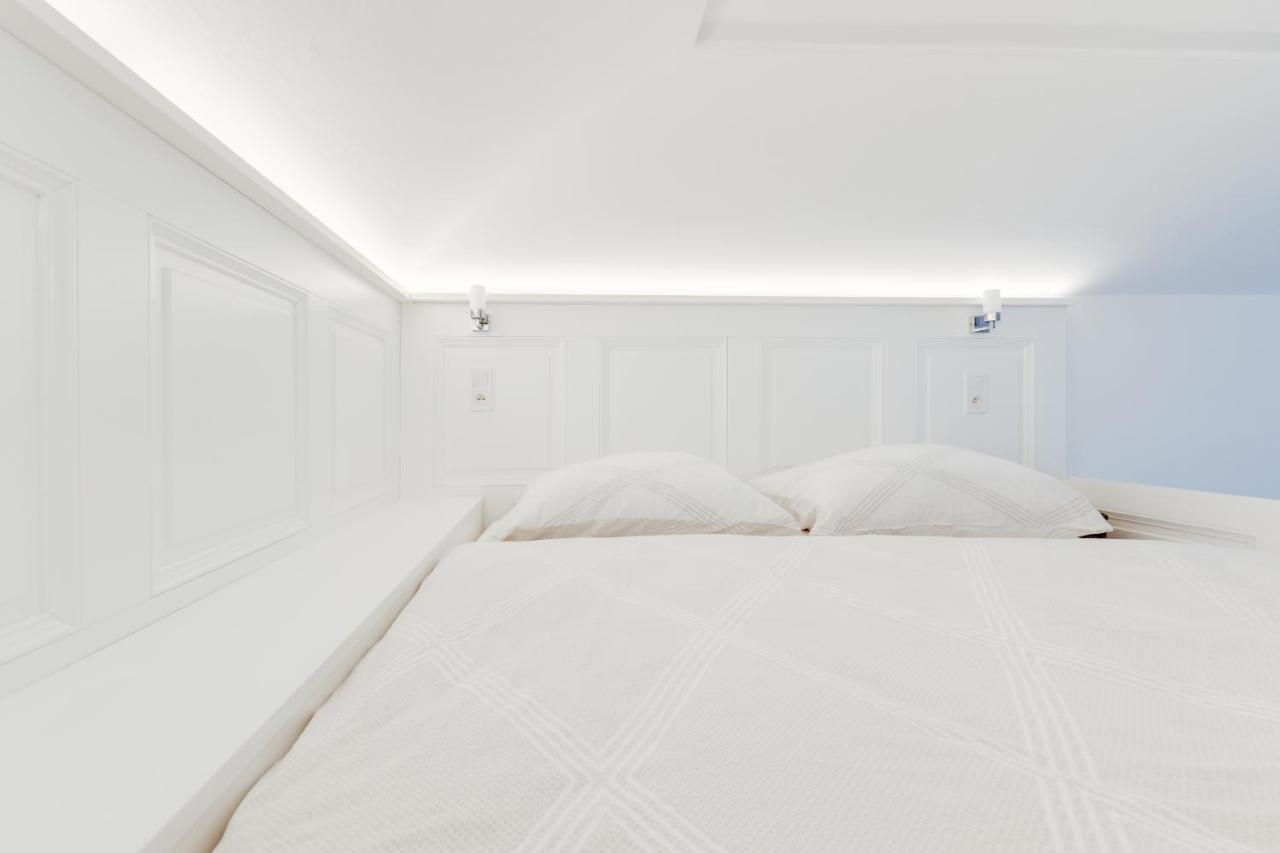 Dream Duplex On Riverside 프라하 외부 사진