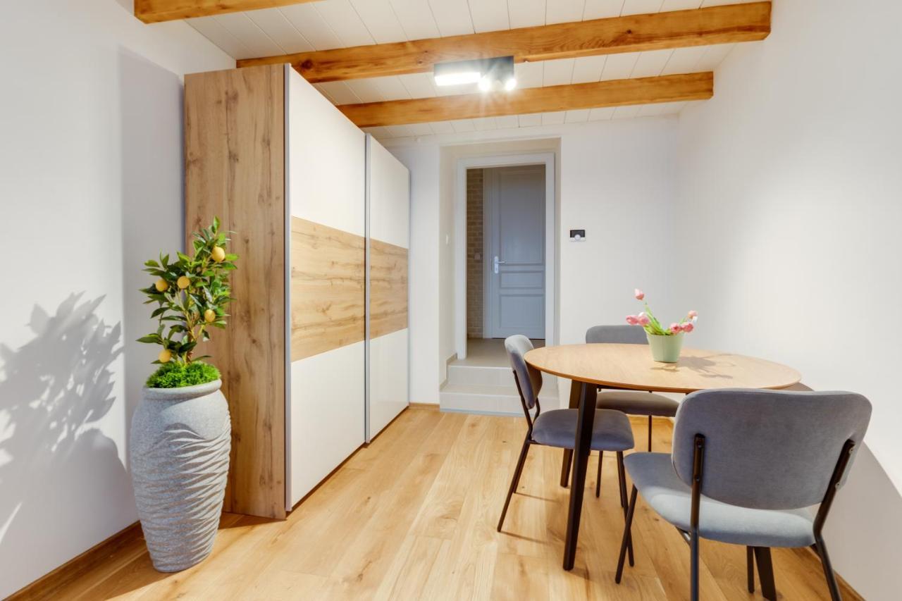 Dream Duplex On Riverside 프라하 외부 사진
