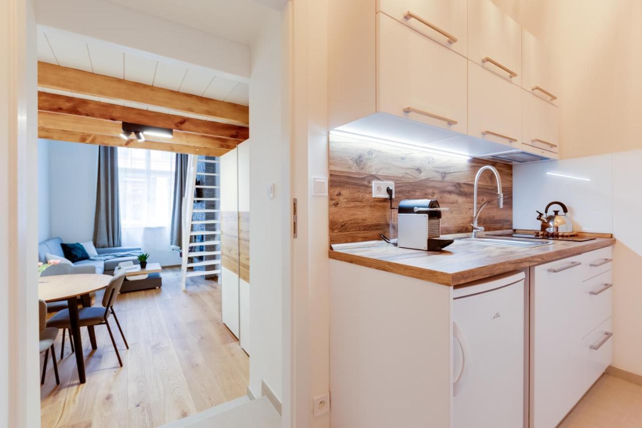 Dream Duplex On Riverside 프라하 외부 사진